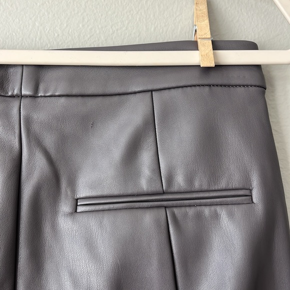 NWT Ann Taylor Curvy Fit Faux Leather Pants / SZ‎ 4 - Picture 13 of 14